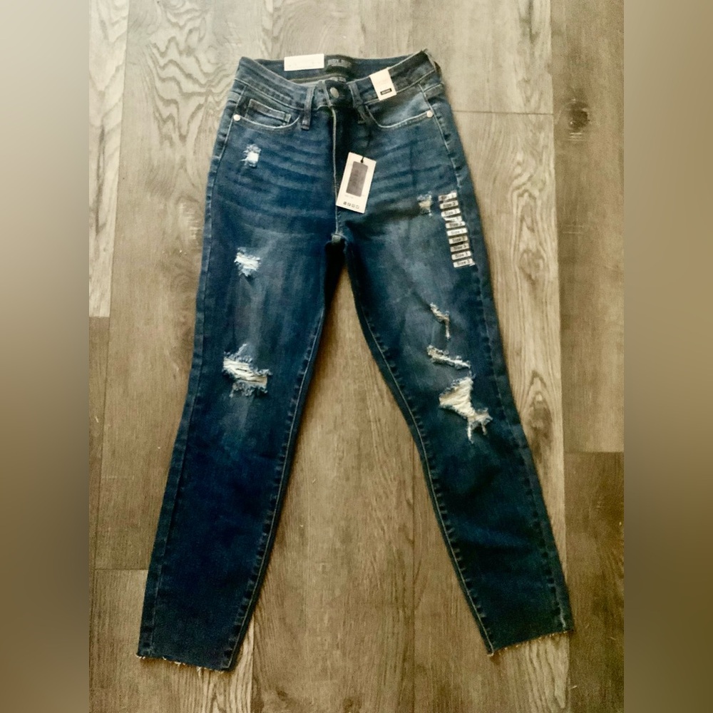 NWT Judy Blume relaxed fit destroyed size 3/26